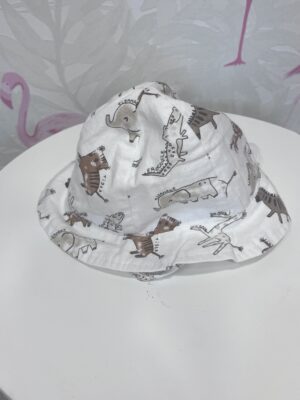gorrito safari