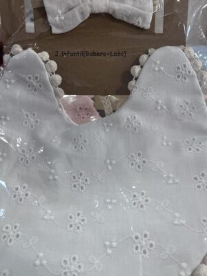 BABEROS CON LACITO BLANCO BATISTA