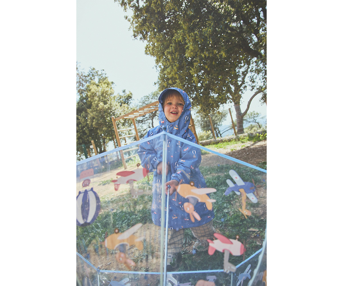 Chubasquero Infantil Planes talla 4 2 Chubasquero Infantil Planes talla 4 - Imagen 2