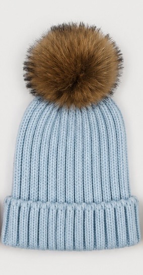 GORRO POMPON PELO CELESTE 1 GORRO POMPON PELO CELESTE