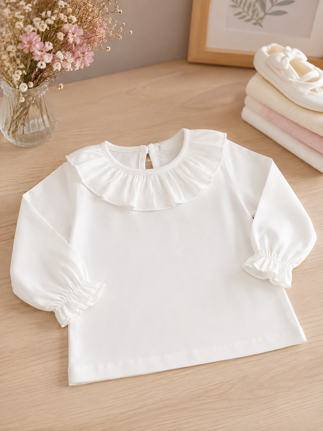 CAMISETA CUELLO BLANCA 1 CAMISETA CUELLO BLANCA